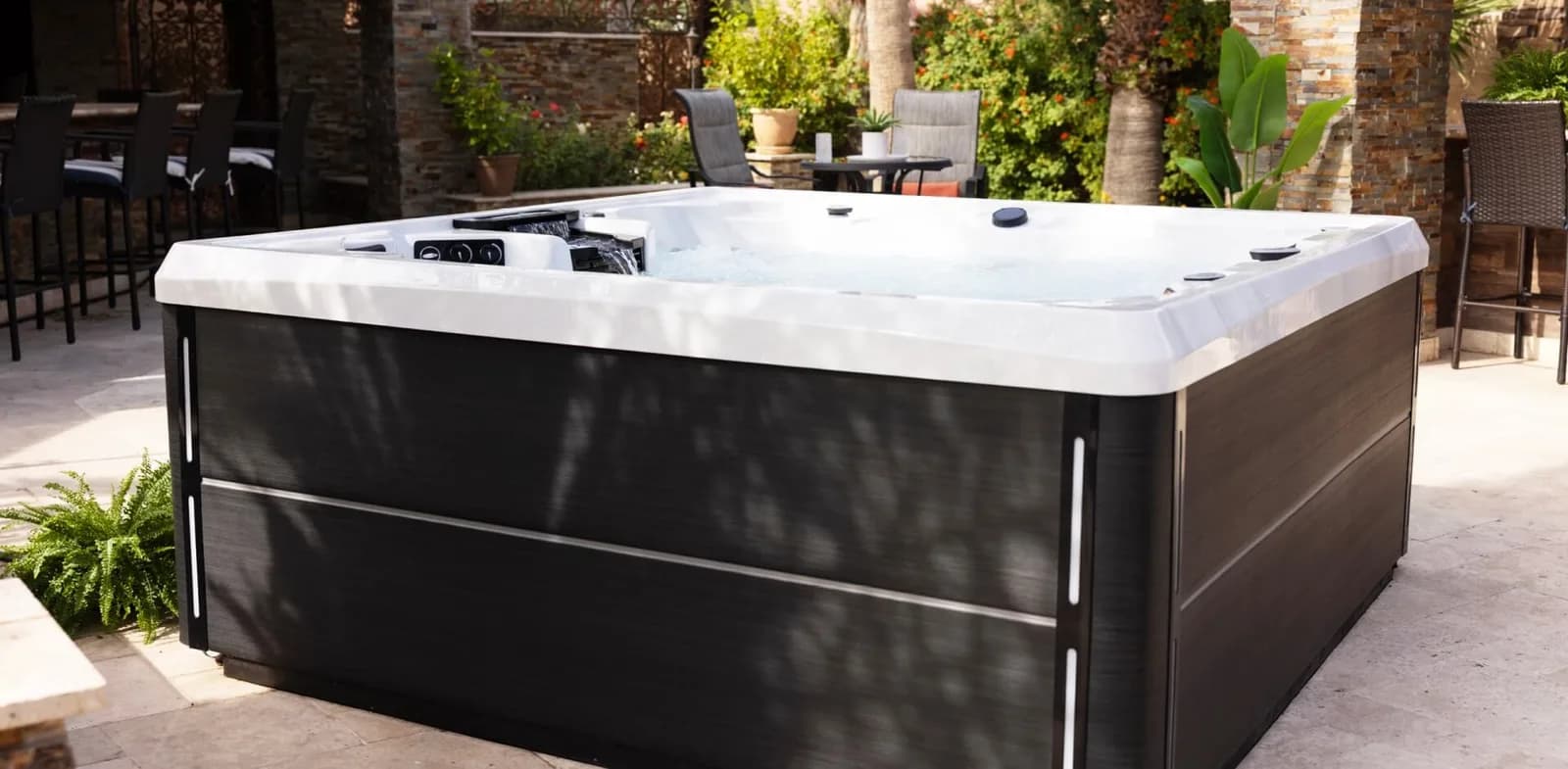 Artesian Island Spas hot tub, from the Island Spas line page