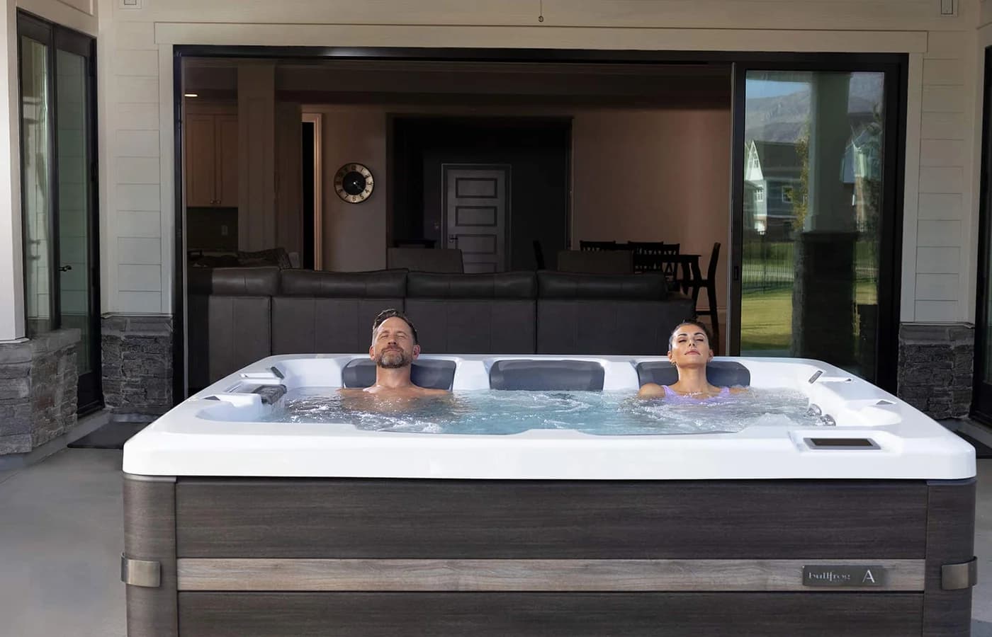 Bullfrog hot tub hero image
